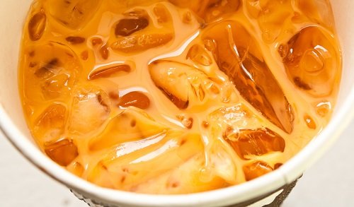 贪吃一小口,毁掉一层楼:五大垃圾食物对健身的阻碍-唤醒运动