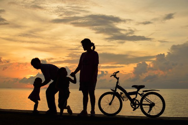 巧吃享瘦过好年—美食当前篇-唤醒运动