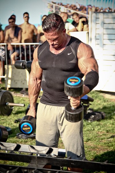 哑铃训练的5个优点-唤醒运动