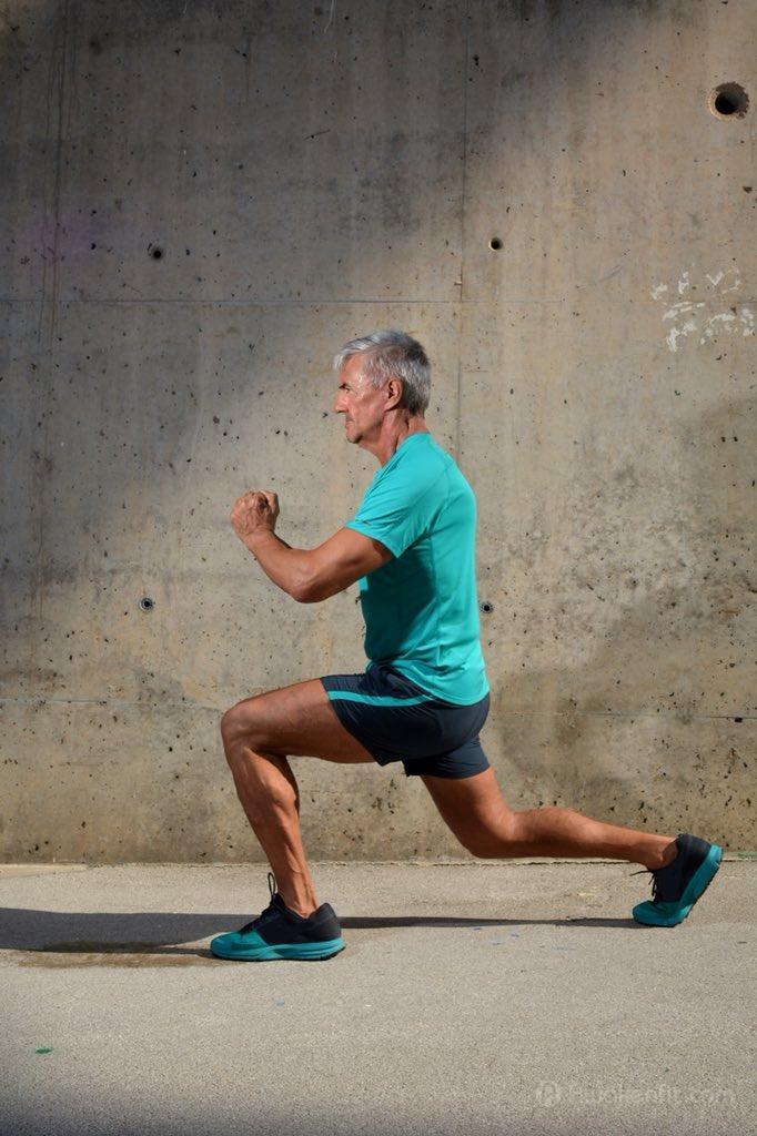 把握4种方法 出差旅游不怕身材走样-唤醒运动