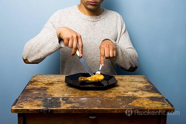 年轻人有鸡腿吃