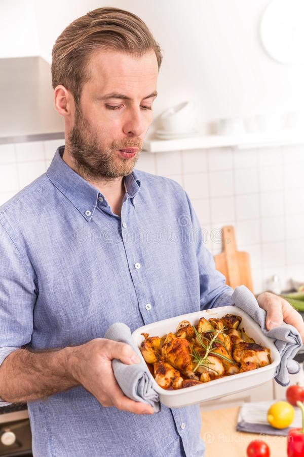 夏日炎炎,当季食材巧妙变出健身菜单-唤醒运动