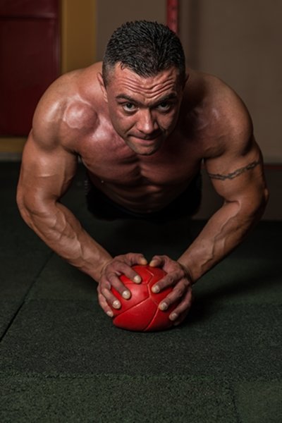 一球练全身! 药球训练-唤醒运动