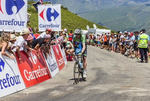 自行车运动前、中、后所需补充的营养-唤醒运动