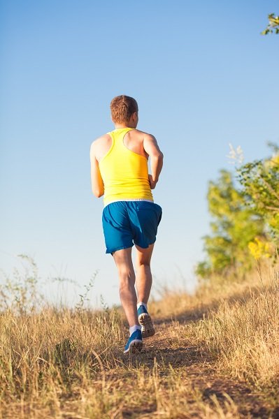 加入坡度跑 长跑训练不无聊-唤醒运动