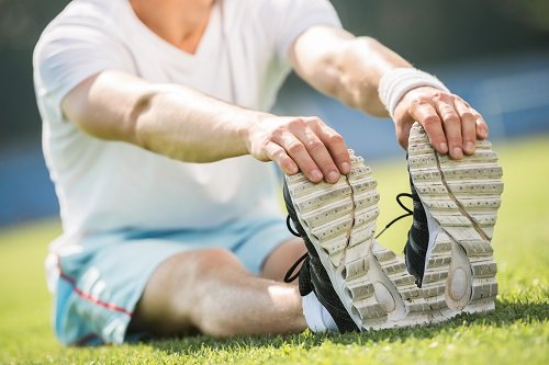 深蹲请小心屁股眨眼(Butt Wink)-唤醒运动