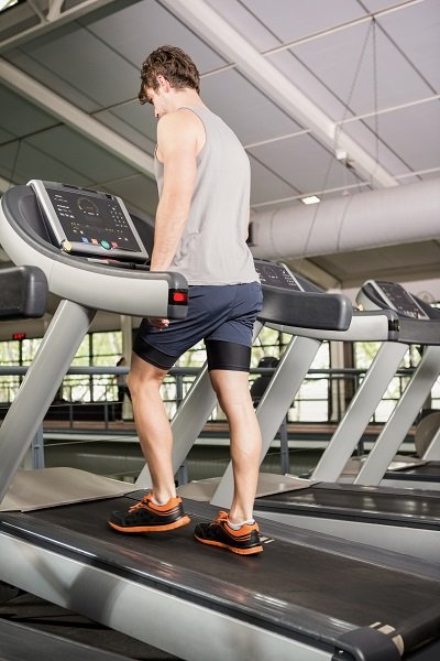 初去健身房,该怎么练?-唤醒运动