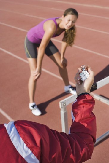 跑步应该跑距离?还是跑时间?-唤醒运动