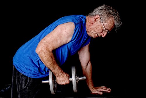 年过40的跑者看过来 降低受伤机率4要点-唤醒运动